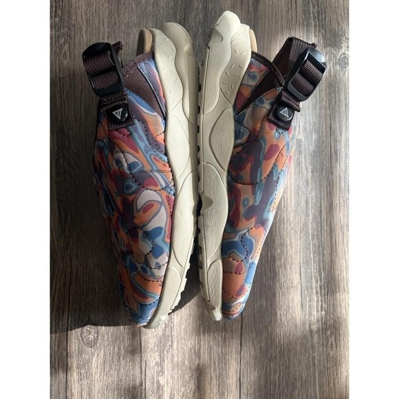 Slippers - Picture 5 of 6